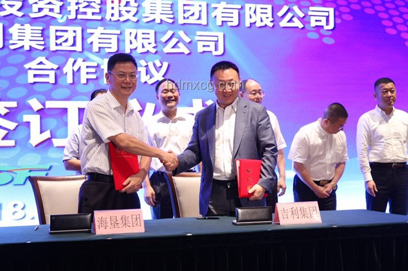 吉利李书福预警：跨界创新，重塑未来出行版图